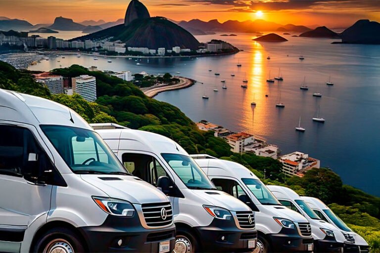 Frota de vans executivas Grife Rio com vista para o Rio de Janeiro